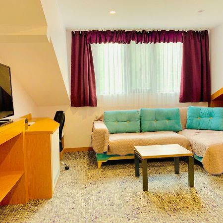 Golden Inn Hotel Uzungoel Bagian luar foto
