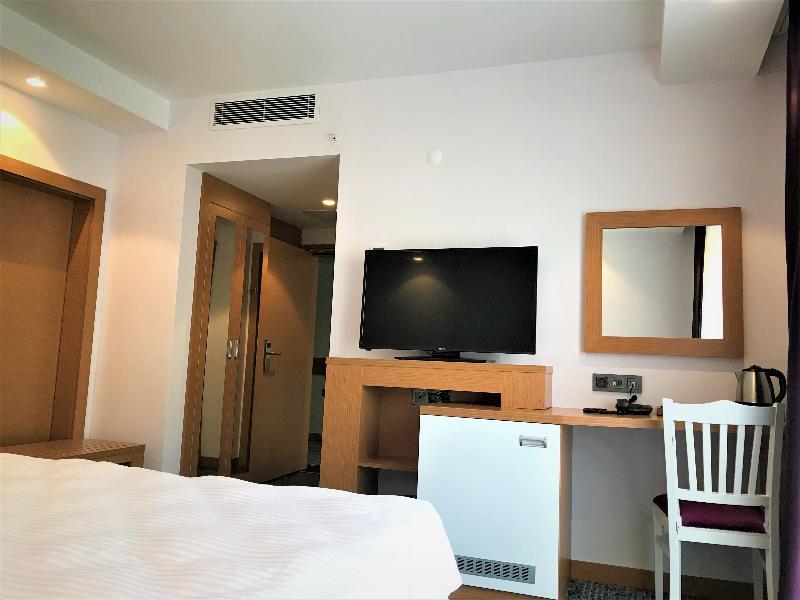 Golden Inn Hotel Uzungoel Bagian luar foto