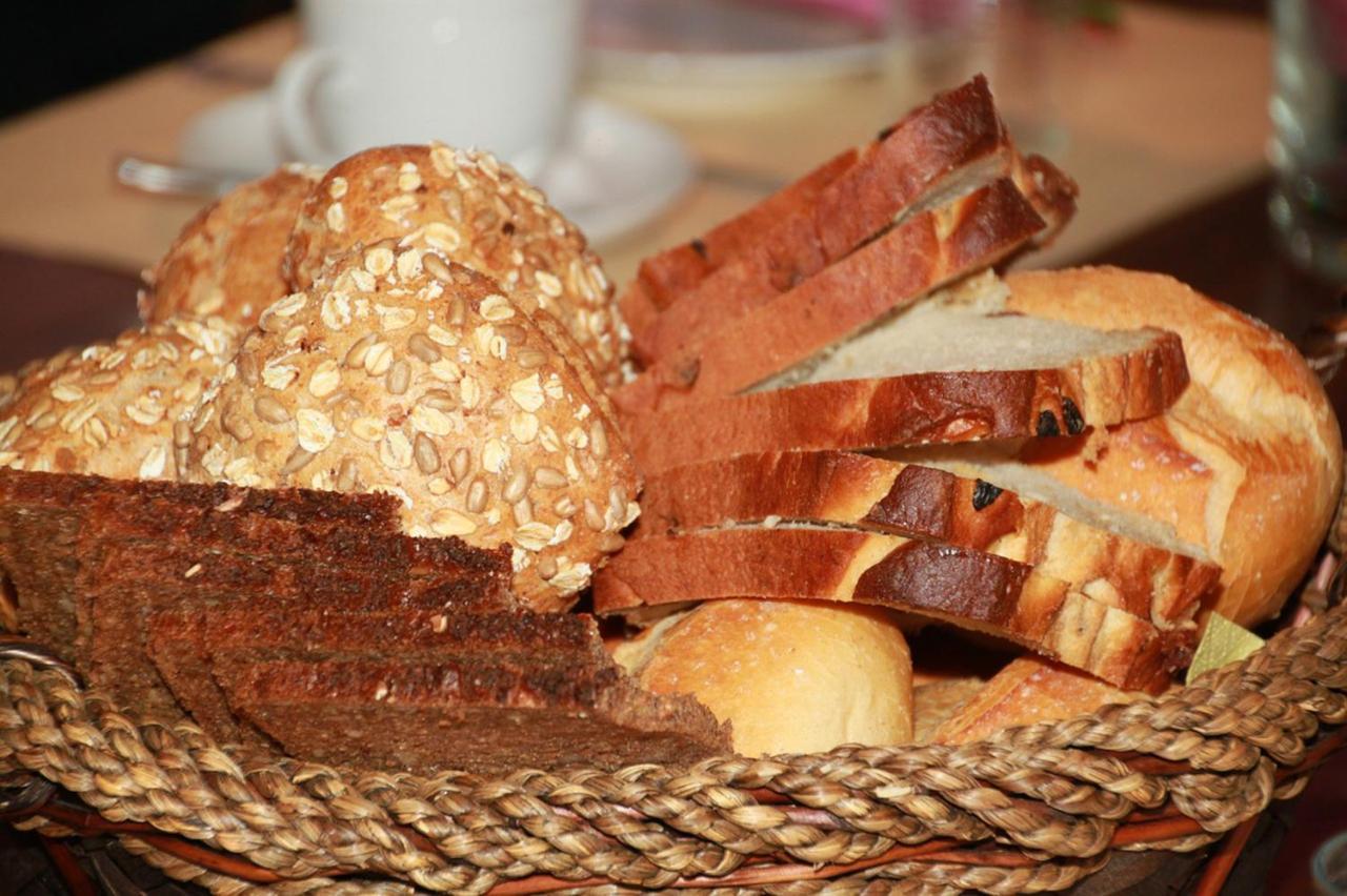 Golden Inn Hotel Uzungoel Bagian luar foto