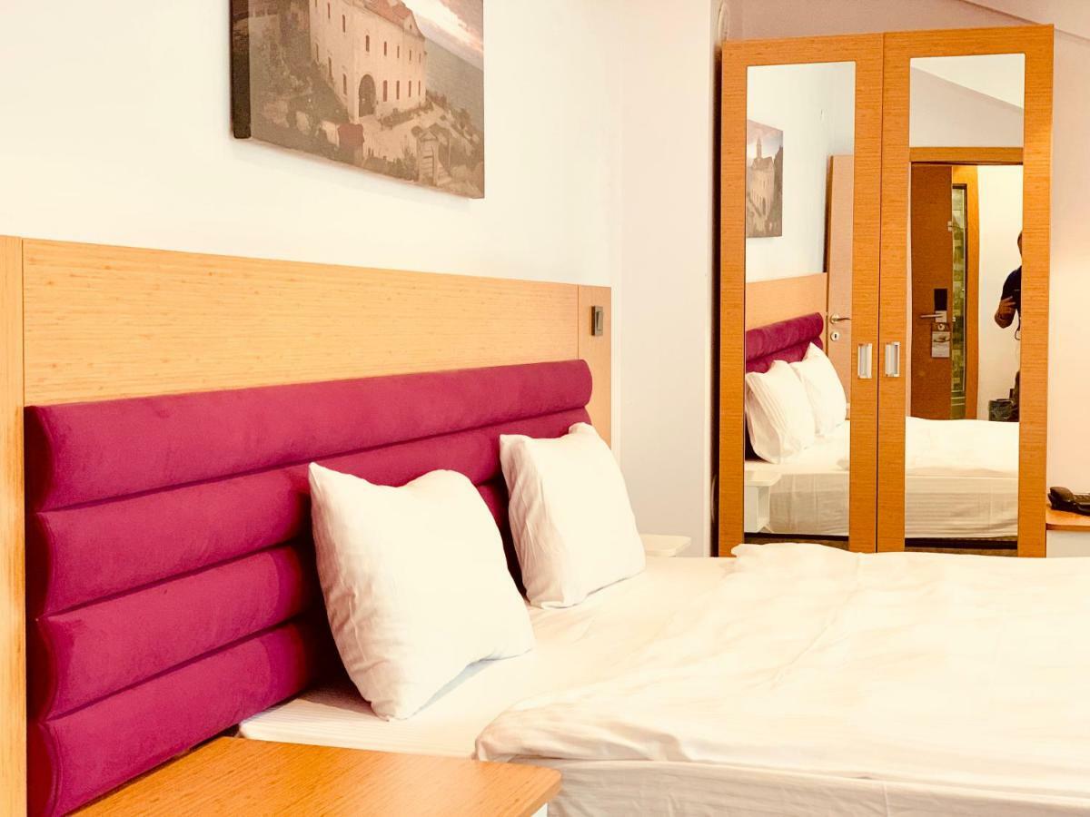 Golden Inn Hotel Uzungoel Bagian luar foto