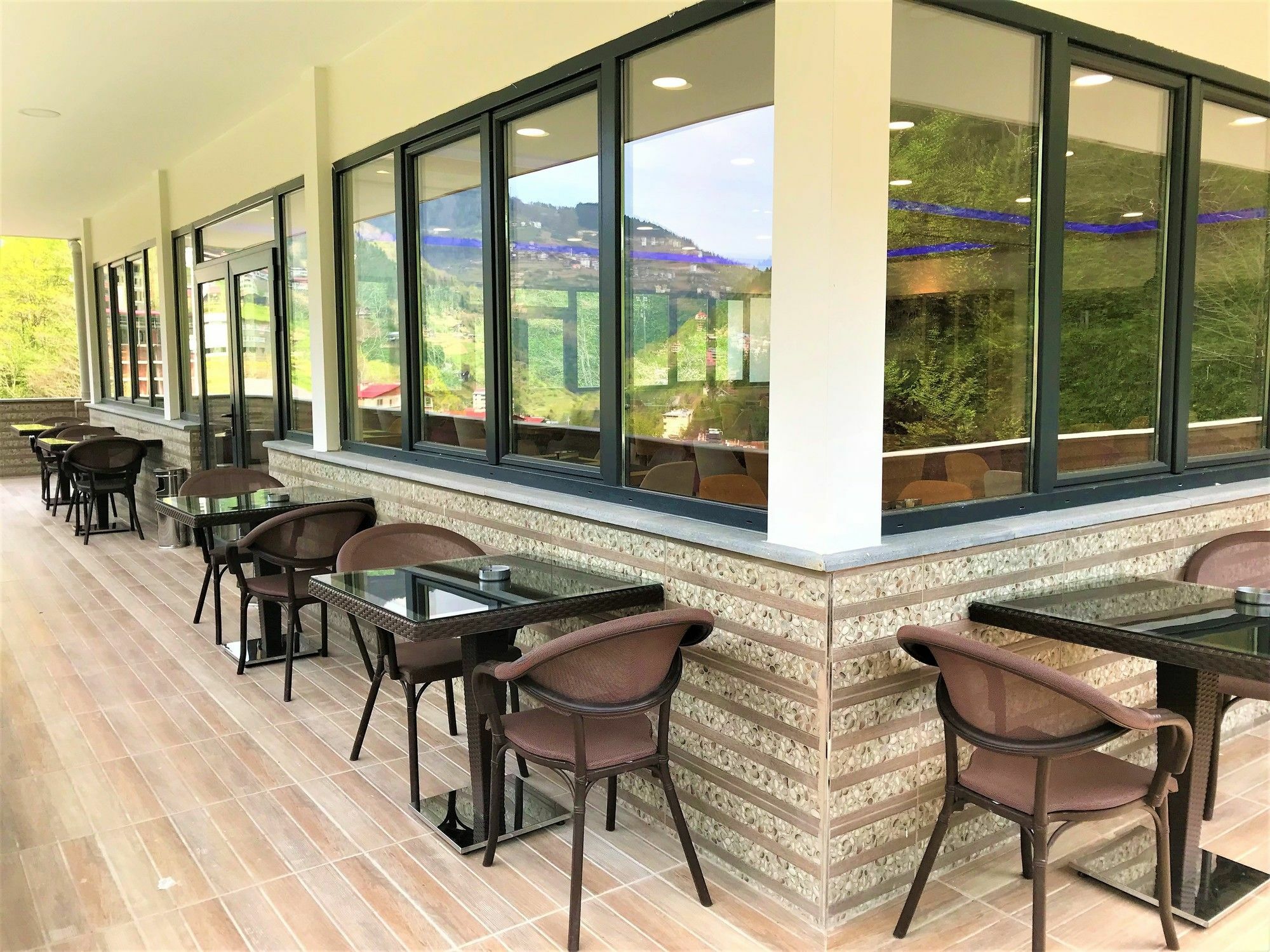 Golden Inn Hotel Uzungoel Bagian luar foto